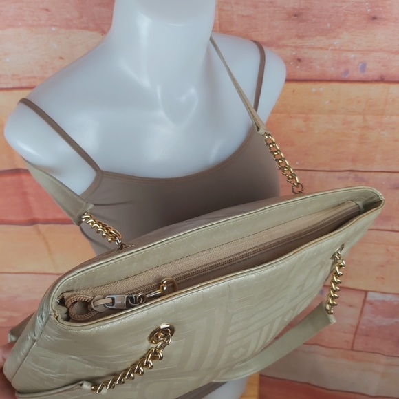 DUE FRATELLI genuine leather Made in Canada purse - Picture 3 of 8